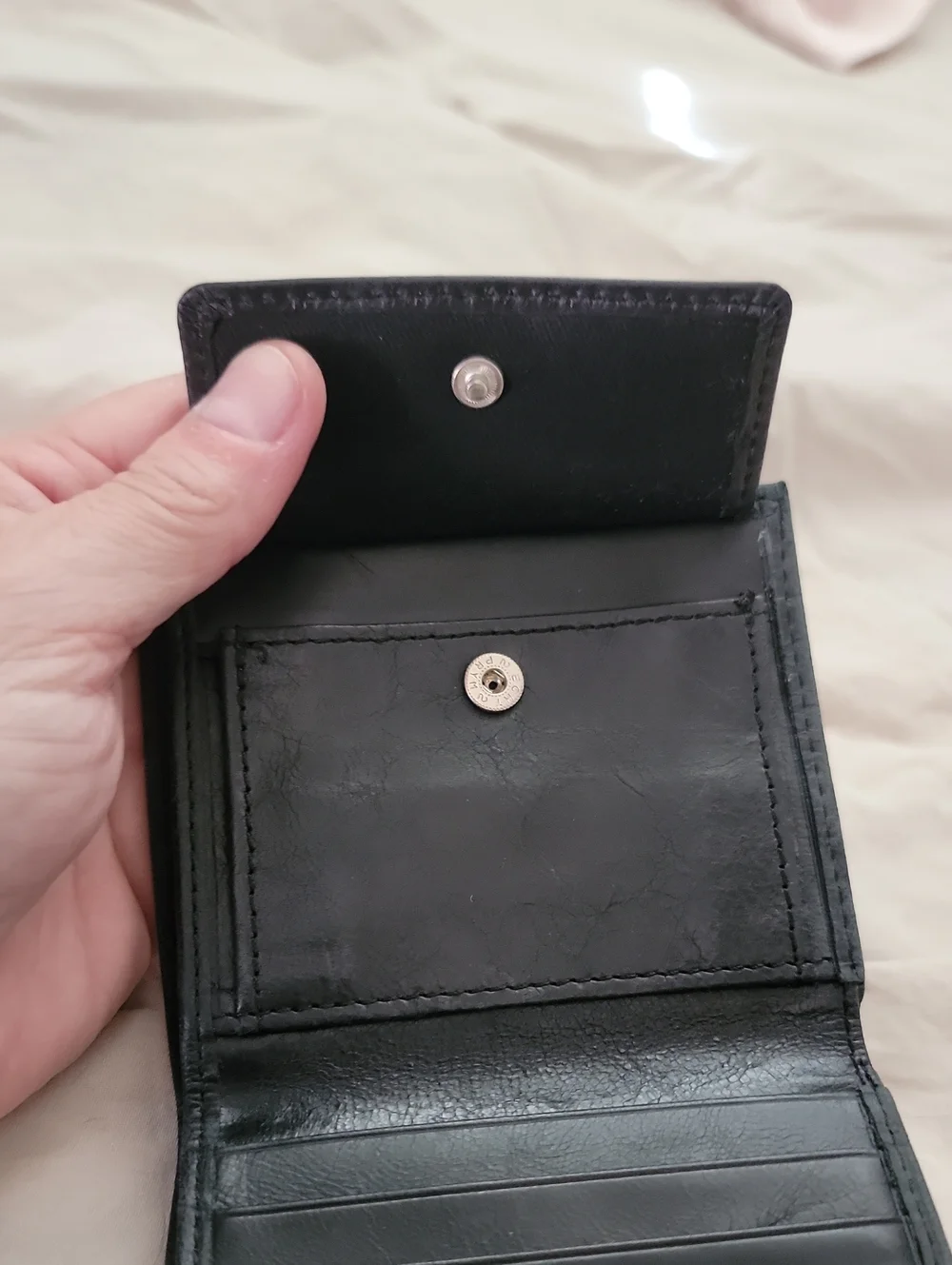 *Columbia Black Leather Card & Key Fold Wallet